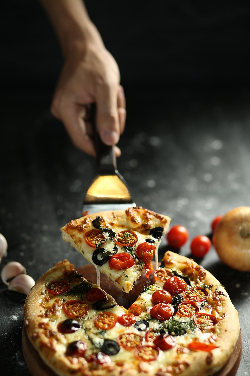 PIZZA FOLHADA DE FRANGO